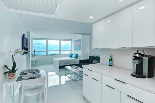 5445 Collins Ave 1232, Miami Beach, FL 33140