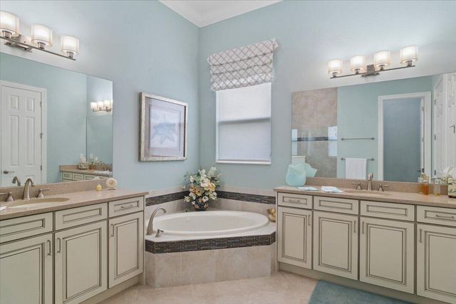 17120 SW Ambrose Way, Port St. Lucie, FL 34986