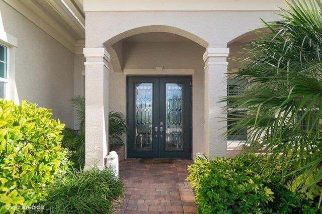 17120 SW Ambrose Way, Port St. Lucie, FL 34986