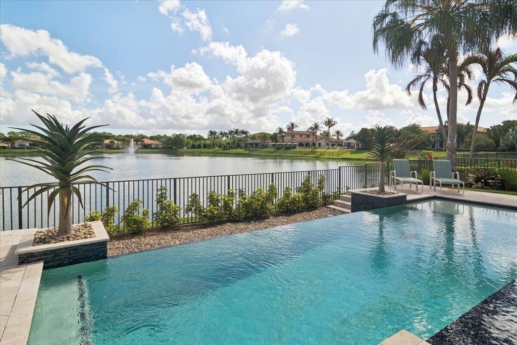 17120 SW Ambrose Way, Port St. Lucie, FL 34986