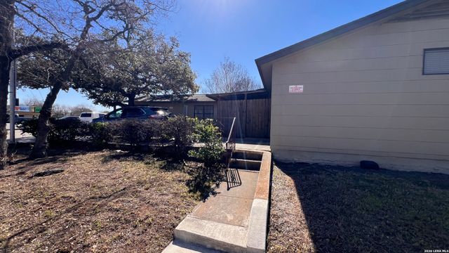 7137 W Military, San Antonio, TX 78227