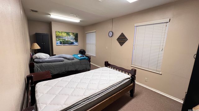 7137 W Military, San Antonio, TX 78227