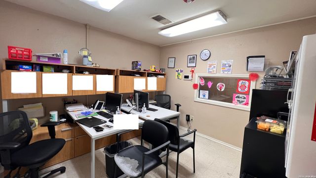 7137 W Military, San Antonio, TX 78227