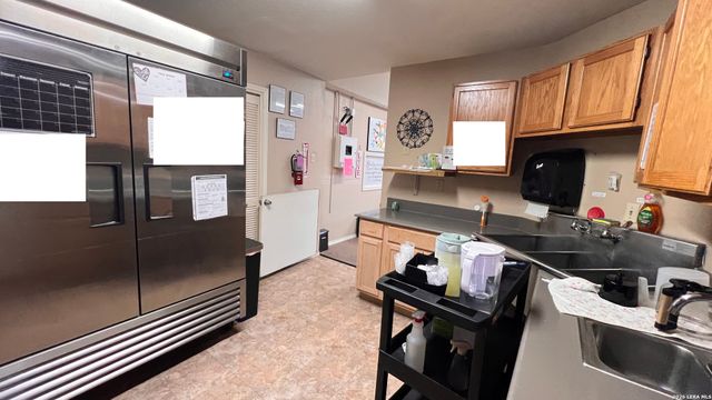 7137 W Military, San Antonio, TX 78227