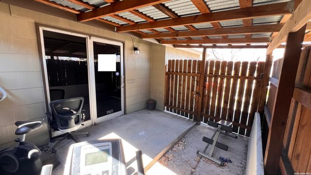 7137 W Military, San Antonio, TX 78227