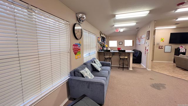 7137 W Military, San Antonio, TX 78227