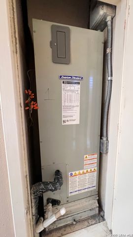 7137 W Military, San Antonio, TX 78227