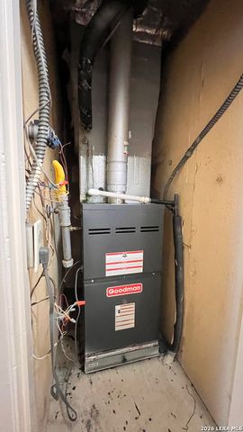 7137 W Military, San Antonio, TX 78227