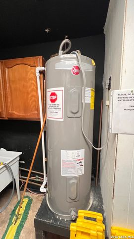 7137 W Military, San Antonio, TX 78227