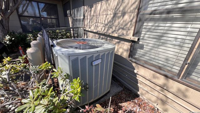 7137 W Military, San Antonio, TX 78227