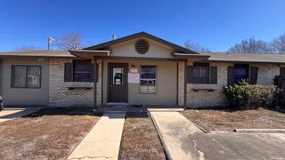 7137 W Military, San Antonio, TX 78227