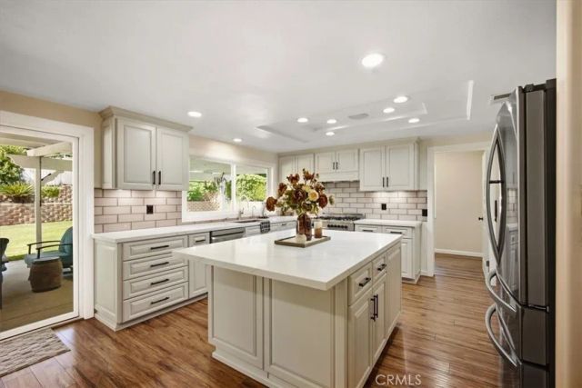 1931 N Redding Way, Upland, CA 91784