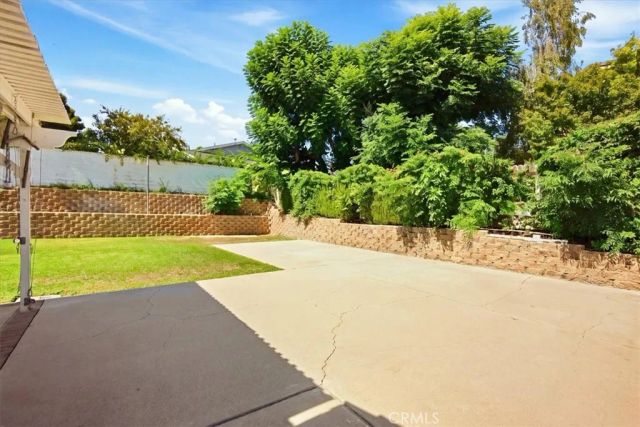 1931 N Redding Way, Upland, CA 91784