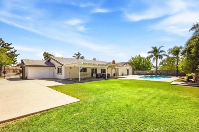 1931 N Redding Way, Upland, CA 91784