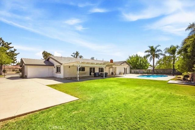 1931 N Redding Way, Upland, CA 91784
