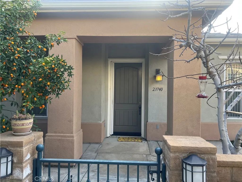 23740 Forest View Court, Valencia, CA 91354
