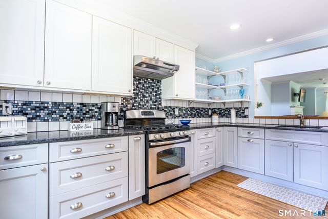 10 Stillmeadow Circle 10, Monroe, CT 06468