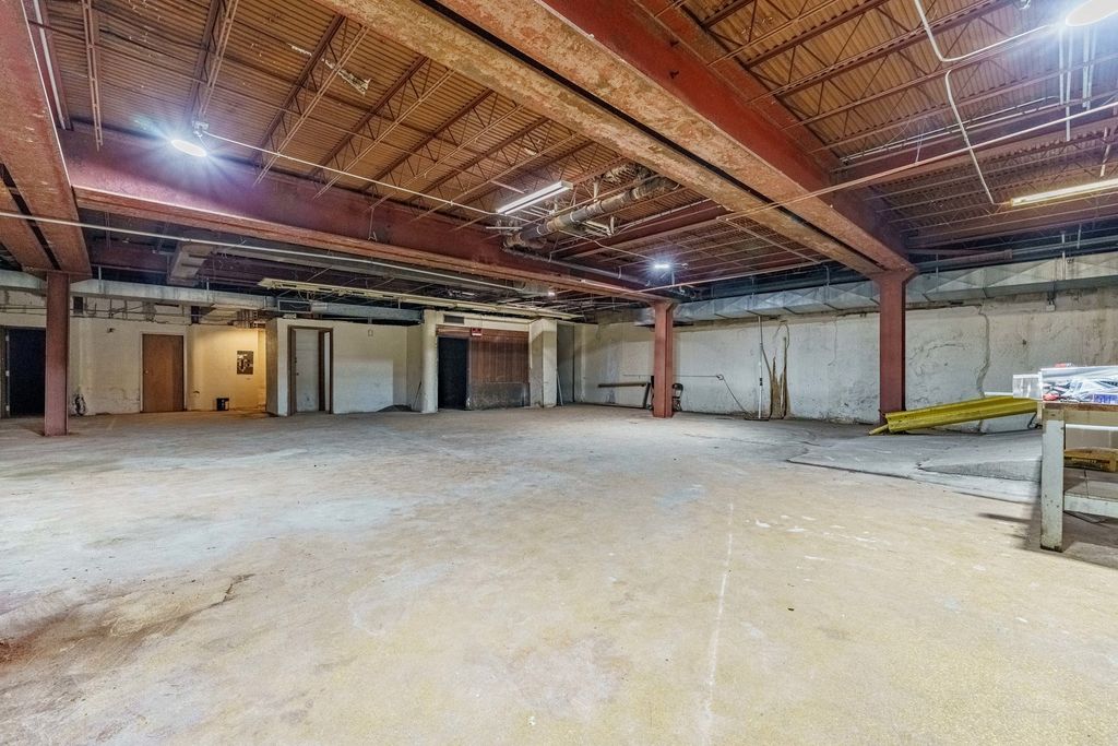 5655 W Fullerton Avenue, Chicago, IL 60639 — photo 5