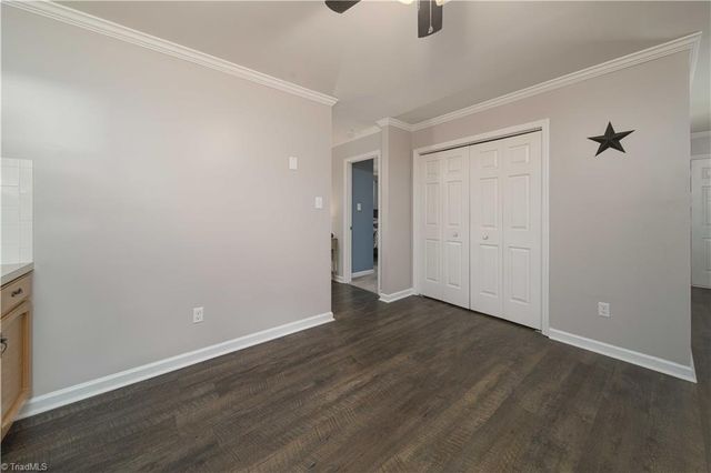 2186 Vienna Dozier Road, Pfafftown, NC 27040