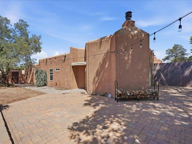 5400 Luttrell Court NE, Albuquerque, NM 87111