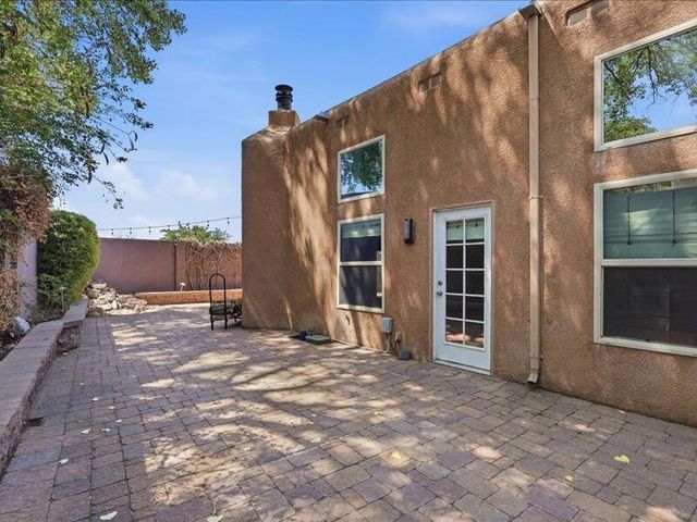 5400 Luttrell Court NE, Albuquerque, NM 87111