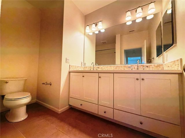209 Rodeo, Irvine, CA 92602
