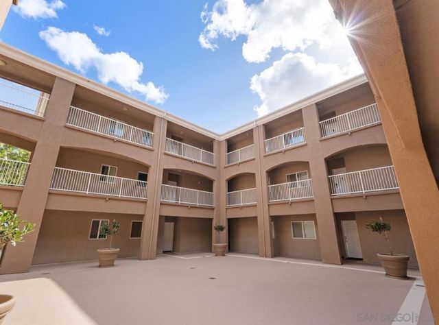 7647 Mission Gorge Rd Unit 3 3, San Diego, CA 92120
