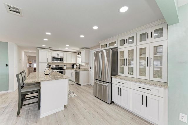 8 S BUENA VISTA AVENUE, Englewood, FL 34223