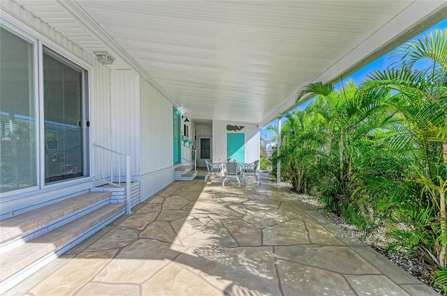 8 S BUENA VISTA AVENUE, Englewood, FL 34223