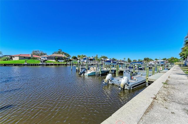 8 S BUENA VISTA AVENUE, Englewood, FL 34223