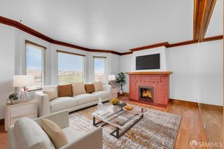 894 48th Avenue, San Francisco, CA 94121