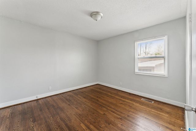 1529 30TH STREET, Birmingham, AL 35218