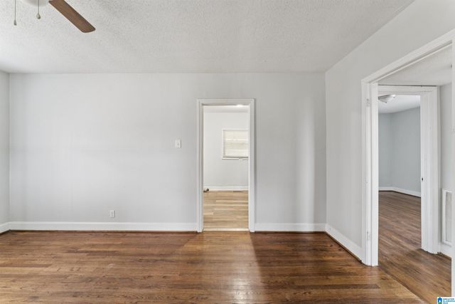 1529 30TH STREET, Birmingham, AL 35218