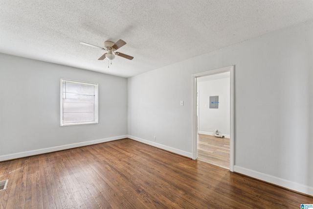 1529 30TH STREET, Birmingham, AL 35218