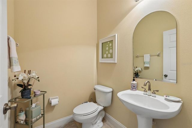 20639 LONGLEAF PINE AVENUE, Tampa, FL 33647