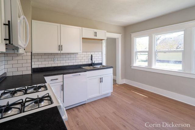 2017 7th Street, Muskegon Heights City, MI 49444
