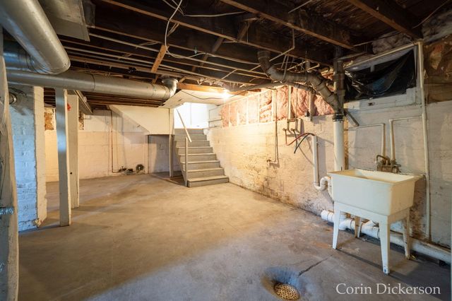 2017 7th Street, Muskegon Heights City, MI 49444