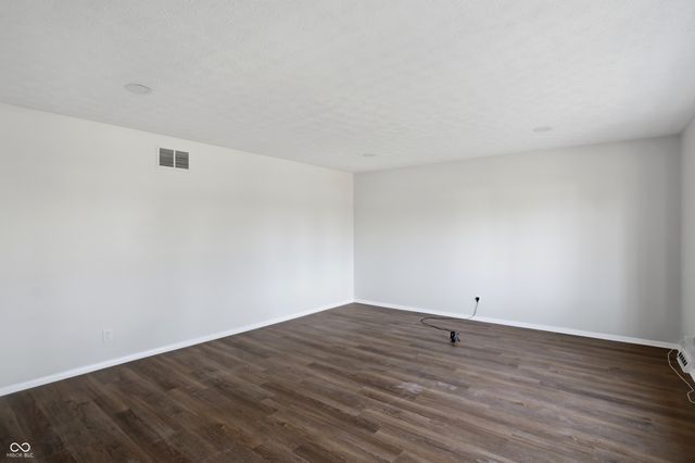 5441 N Kenmore Road, Indianapolis, IN 46226