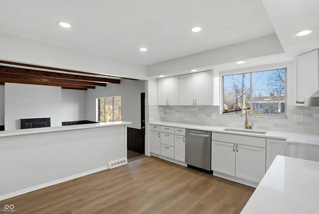 5441 N Kenmore Road, Indianapolis, IN 46226