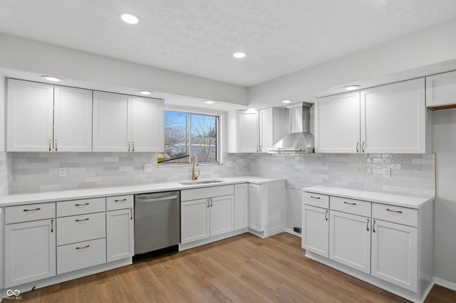 5441 N Kenmore Road, Indianapolis, IN 46226