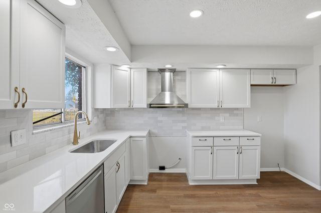 5441 N Kenmore Road, Indianapolis, IN 46226