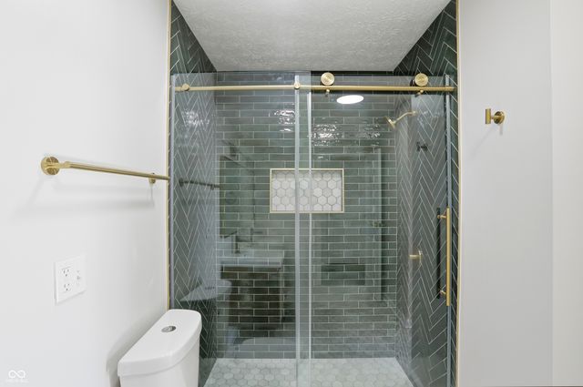 5441 N Kenmore Road, Indianapolis, IN 46226