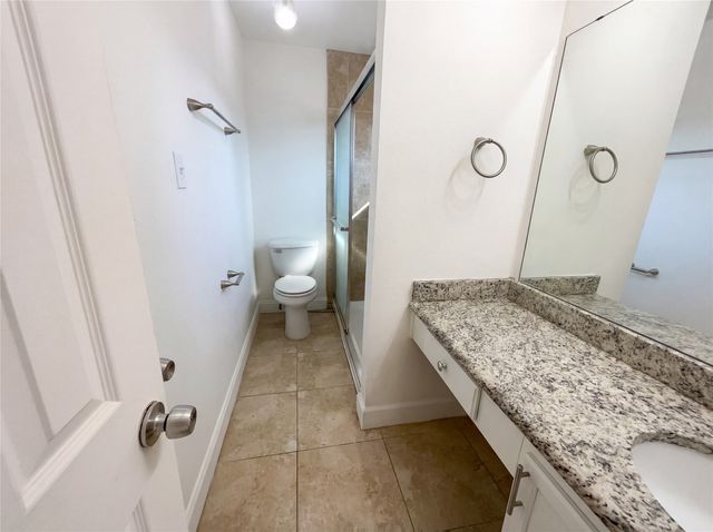 8321 Cloverglen Lane, Fort Worth, TX 76123