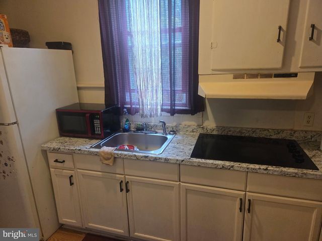 112 LAUREL ST, Woodbury, NJ 08096