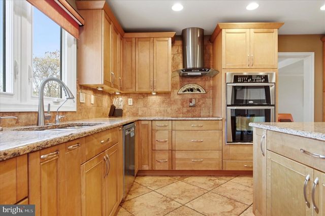 41 CAMEO DR, Richboro, PA 18954