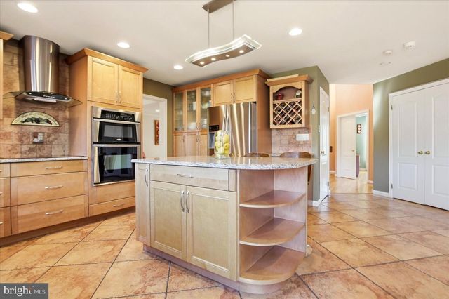 41 CAMEO DR, Richboro, PA 18954