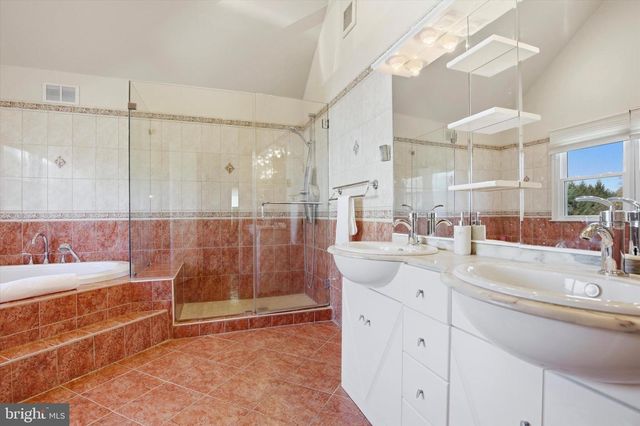 41 CAMEO DR, Richboro, PA 18954