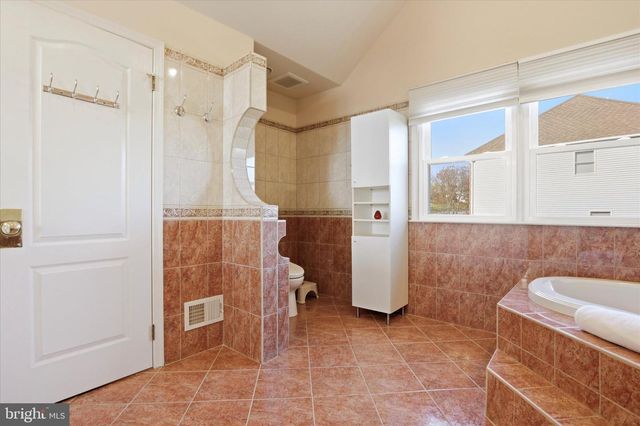 41 CAMEO DR, Richboro, PA 18954