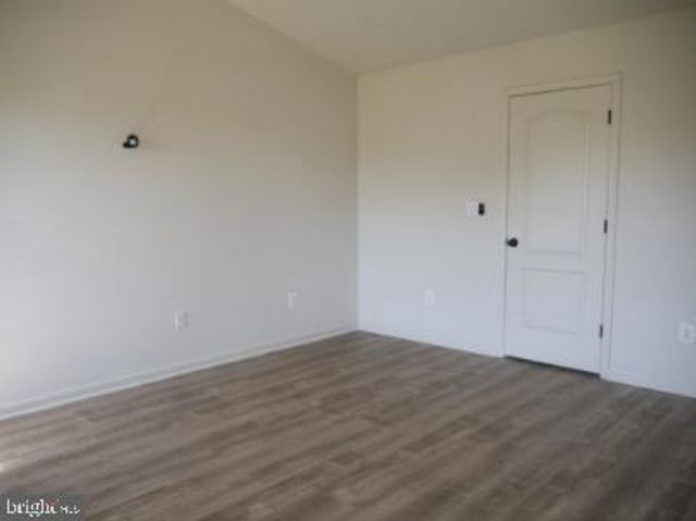 2517 DRAKE LN, Fredericksburg, VA 22408