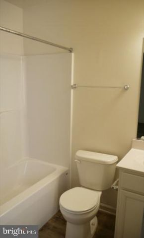2517 DRAKE LN, Fredericksburg, VA 22408
